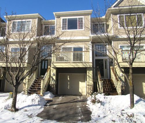 13841 54th Ave N, Plymouth, MN, 55446-1651 | Card Image