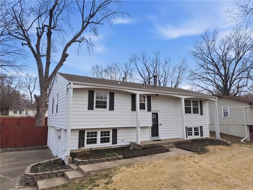 11709 E 77th Ter, Raytown, MO, 64138-2534 | Card Image