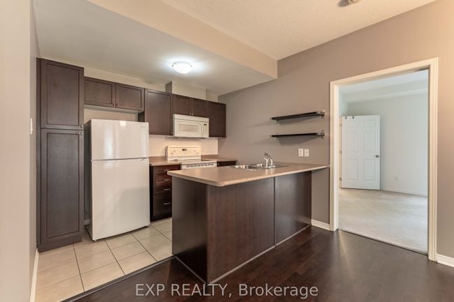 B - 280 Meilleur Pvt, Condo with 2 bedrooms, 2 bathrooms and 1 parking in Vanier ON | Image 6