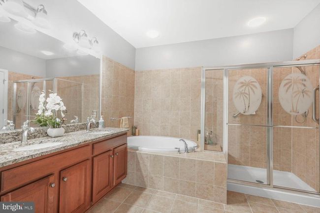 APT-414 - 8960 Fascination Ct, Condo with 2 bedrooms, 2 bathrooms and null parking in LORTON VA | Image 17