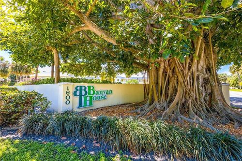 110-1600 Se Saint Lucie Blvd, Stuart, FL, 34996-4276 | Card Image