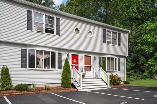 17-23 Benefit St, Warwick, RI, 02886-6715 | Card Image