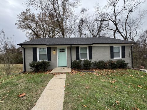 513 Adams Ct, Clarksville, TN, 37040-3737 | Card Image