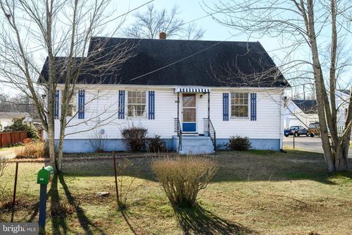 327 Cypress St, MILLINGTON, MD, 21651-1161 | Card Image