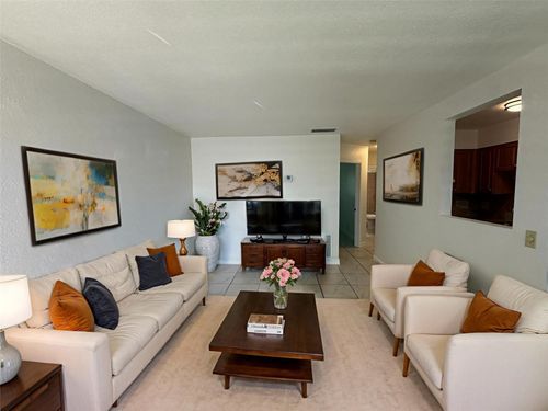 apt-22-2607 Ne 8th Ave, Wilton Manors, FL, 33334-2523 | Card Image