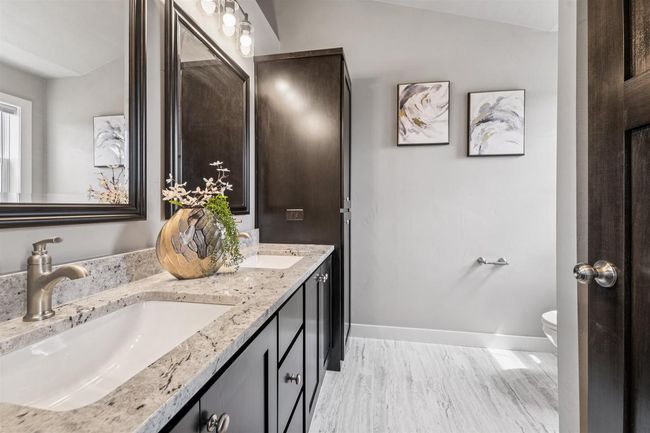 3487 E Rubyred Drive, House other with 5 bedrooms, 3 bathrooms and null parking in APPLETON WI | Image 17