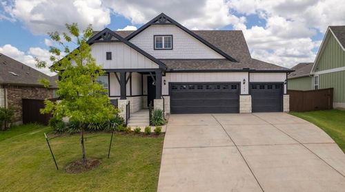 305 Fiddleneck Rd, Marble Falls, TX, 78654-2272 | Card Image