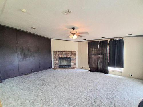 21863 Fishmarket Rd, Tecumseh, OK, 74873-6437 | Card Image