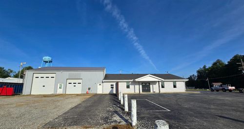 16947 Manchester St, Moores Hill, IN, 47032-9152 | Card Image
