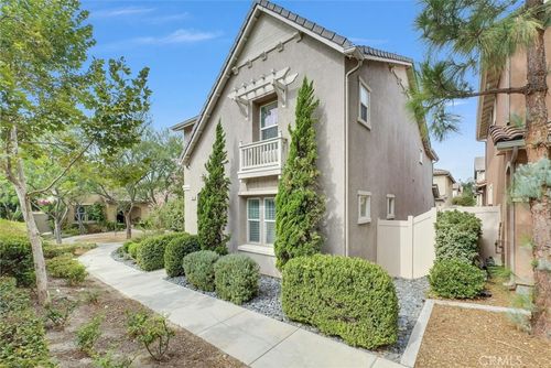 7026 Village Dr, Eastvale, CA, 92880-3824 | Card Image