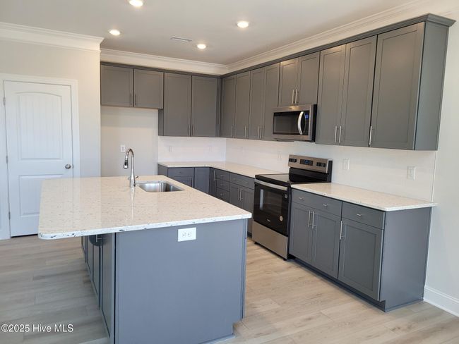 Kitchen | Image 4