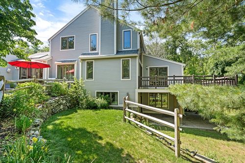 51-51 Hillside Dr, Wayland, MA, 01778-3826 | Card Image