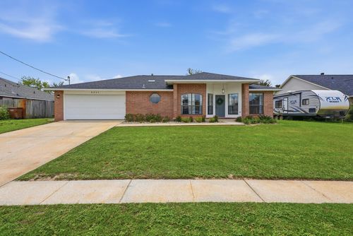 8869 Cagle Dr, Navarre, FL, 32566-2128 | Card Image