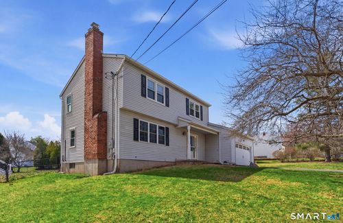 148 Hart St, Southington, CT, 06489-2441 | Card Image