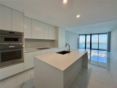 unit-3303-700 Ne 24th St, Miami, FL, 33137-5509 | Card Image