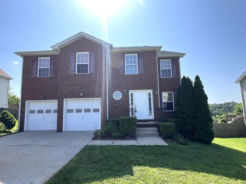 1517 Buchanon Dr, Clarksville, TN, 37042-3372 | Card Image