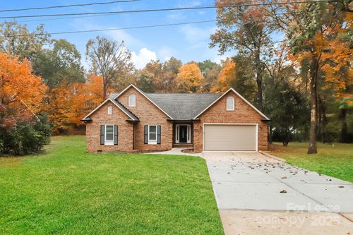4520 Artdale Rd Sw, Concord, NC, 28027-8541 | Card Image