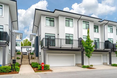 79-15235 Sitka Dr, Surrey, BC, V3S0A9 | Card Image