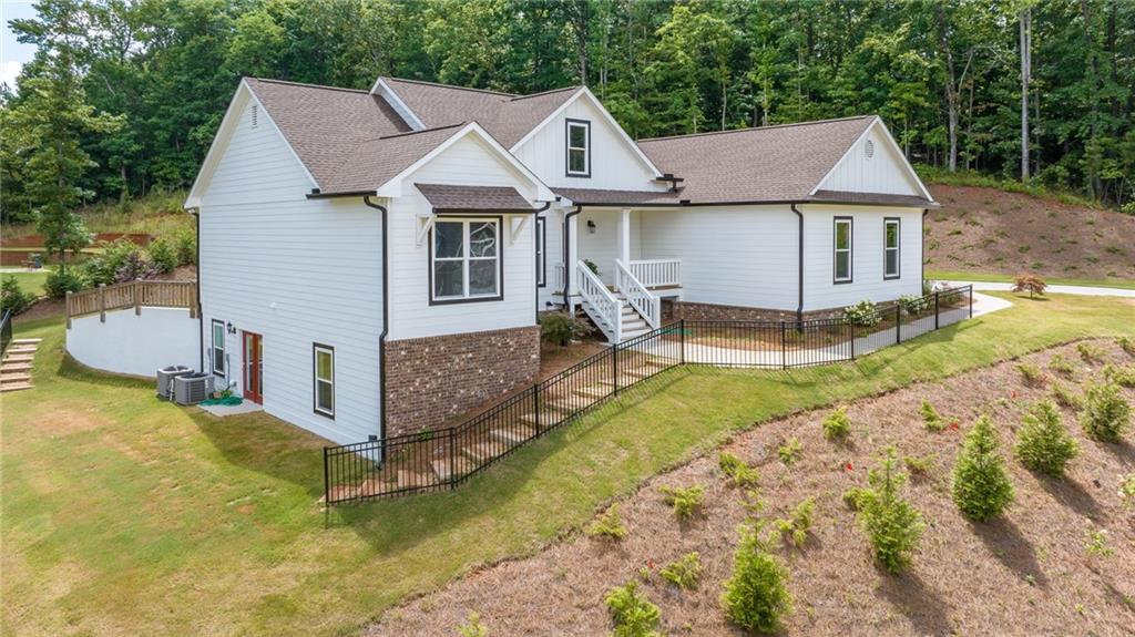Brush Creek Ct, Flowery Branch, GA 30542