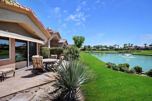 835 Box Canyon Trl, Palm Desert, CA, 92211-7433 | Card Image
