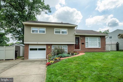 9 Rita Rd, YARDLEY, PA, 19067-4815 | Card Image