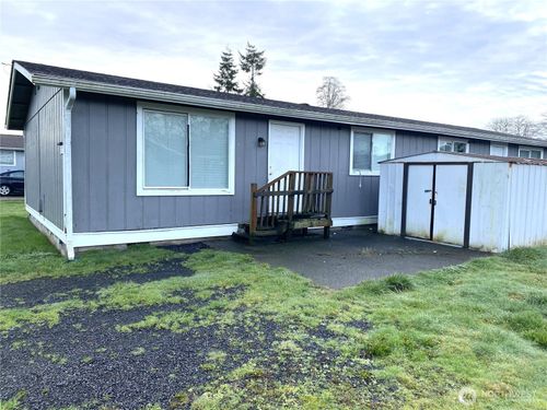 1123 Lindstrom St, Aberdeen, WA, 98520-8024 | Card Image