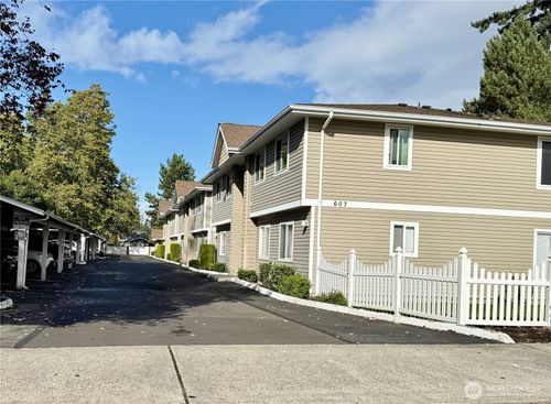 apt-c3-607 29th St Se, Auburn, WA, 98002-7778 | Card Image