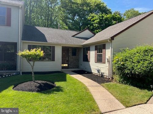 34 Bretshire Ct, MEDFORD, NJ, 08055-9357 | Card Image