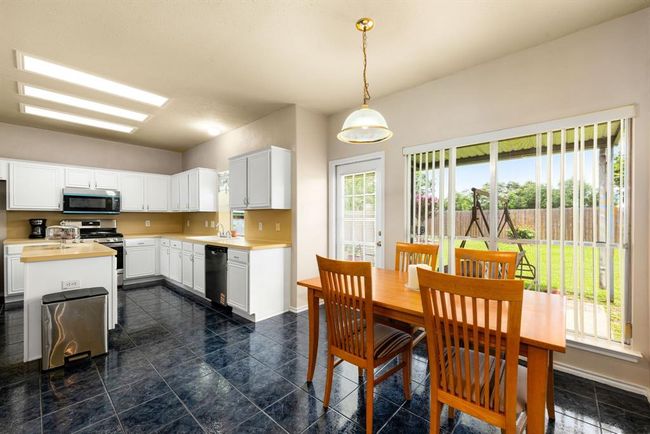4907 Sienna Heights Ln, House other with 4 bedrooms, 3 bathrooms and 2 parking in Pasadena TX | Image 13