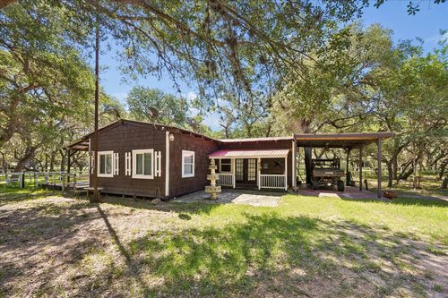 302 Bluebonnet Bnd, Sheridan, TX, 77475 | Card Image