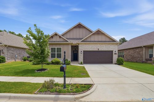 9011 Mountain Preserve Blvd, Gurley, AL, 35748-4510 | Card Image