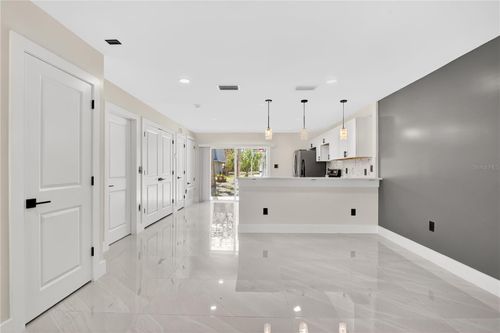 m7-7300 Daniel Webster Dr, WINTER PARK, FL, 32792-6546 | Card Image