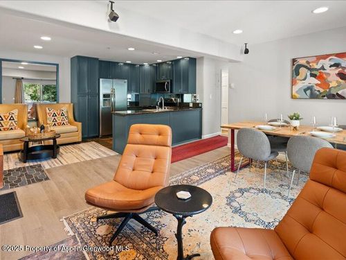 302-326 Midland Ave, Aspen, CO, 81611-2457 | Card Image