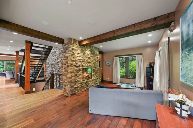 27714 Aspen Pl, House other with 5 bedrooms, 5 bathrooms and 8 parking in Maple Ridge BC | Image 7