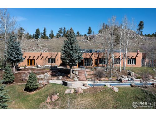 136 Old Post Office Rd, Boulder, CO, 80302-9235 | Card Image
