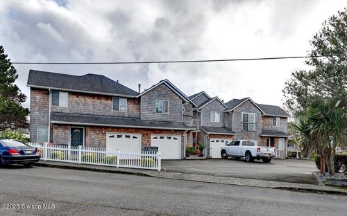 1-4-301307 Avenue C, Seaside, OR, 97138-5729 | Card Image