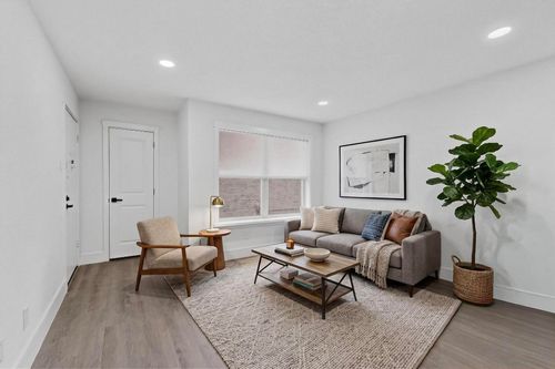 204-7708 Royal Lane, Dallas, TX, 75230 | Card Image