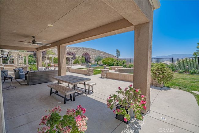 22348 Driftwood Ct, House other with 5 bedrooms, 5 bathrooms and 2 parking in Santa Clarita CA | Image 41