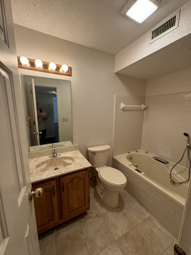 823 Highway 70 E, Condo with 2 bedrooms, 2 bathrooms and 1 parking in Dickson TN | Image 17