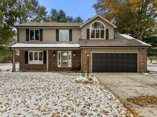 17 Pine Grove Dr, Batesville, IN, 47006-9247 | Card Image