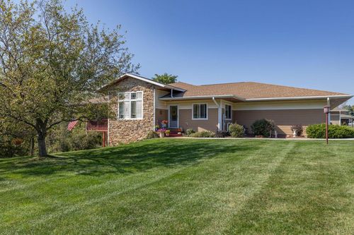 N2031 County Road F, La Crosse, WI, 54601-2463 | Card Image