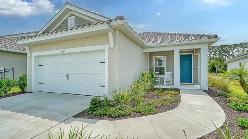 10105 Canaveral Cir, SARASOTA, FL, 34241-1204 | Card Image