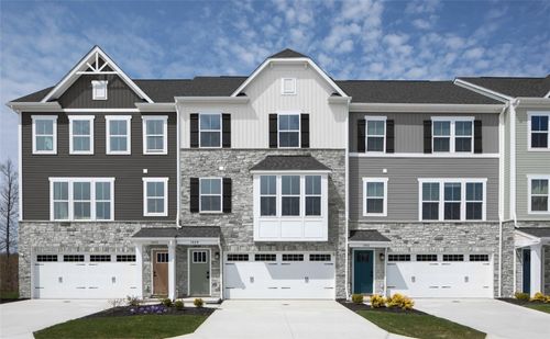 152 Ironwood St, Zelienople, PA, 16063 | Card Image