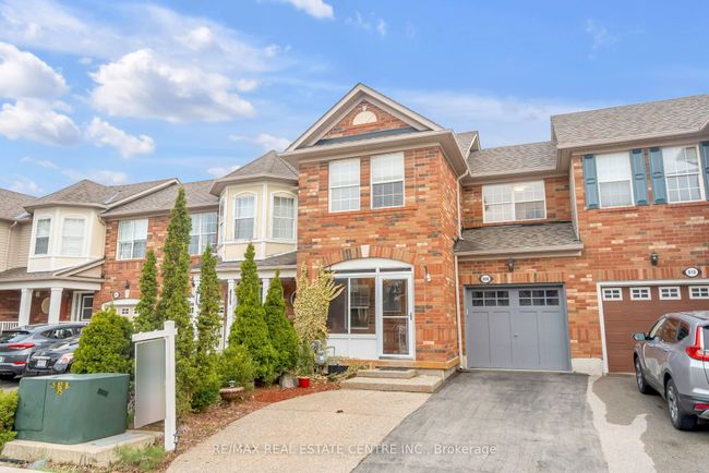 808 Mckay Cres, House attached with 3 bedrooms, 3 bathrooms and 2 parking in Milton ON | Image 4