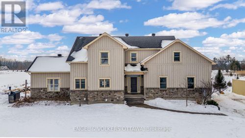 5165 Canon Smith Dr, Fitzroy Harbour, ON, K0A1X0 | Card Image