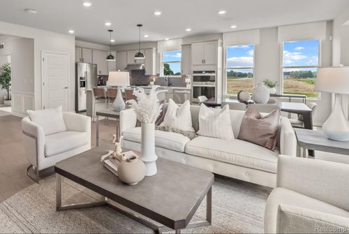 3013 Sheffield Cir, Clarkston, MI, 48346-2864 | Card Image