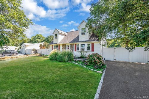 117 N Coleman Rd, Centereach, NY, 11720-3064 | Card Image