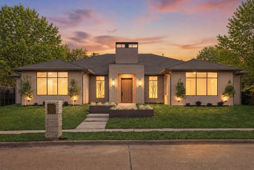 3832 Blue Trace Ln, Farmers Branch, TX, 75244-5409 | Card Image