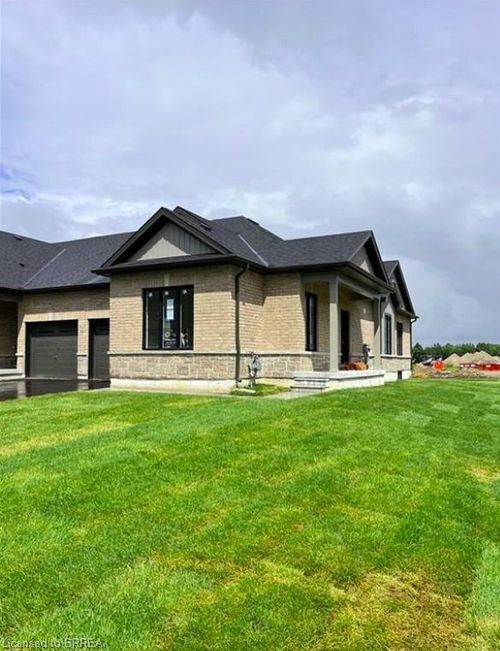 230 Middleton St, Thamesford, ON, N0M2M0 | Card Image