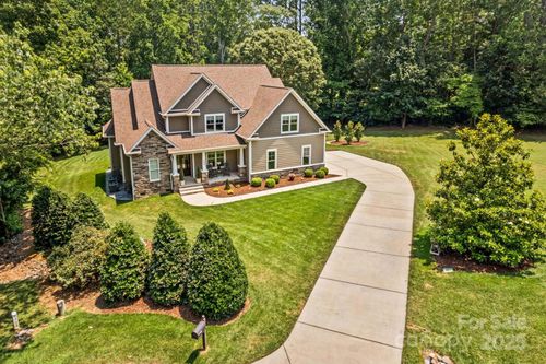 168 Monarch Ln, Mooresville, NC, 28115-7700 | Card Image